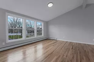 45 Magnolia Dr, Selden, NY 11784 - Photo 7