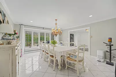 117 Plainview Road, Woodbury, NY 11797 - Photo 25