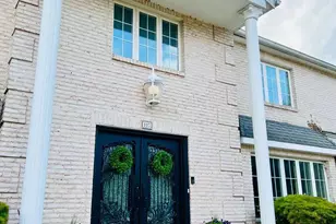 117 Plainview Rd, Woodbury, NY 11797 - Photo 5