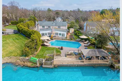 117 Plainview Road, Woodbury, NY 11797 - Photo 17