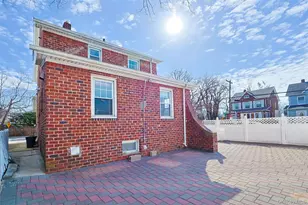 96 Colonial Rd, Floral Park, NY 11001 - Photo 27