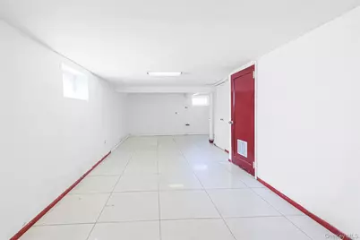 96 Colonial Road, Floral Park, NY 11001 - Photo 21