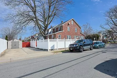 96 Colonial Road, Floral Park, NY 11001 - Photo 29