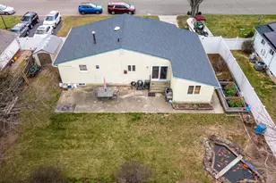 35 W 13th St, Deer Park, NY 11729 - Photo 39