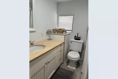 37 Hubbard Avenue #38, Riverhead, NY 11901 - Photo 3