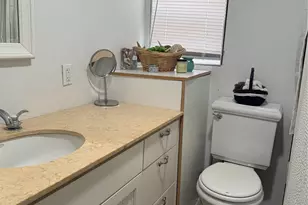 37 Hubbard Ave, Riverhead, NY 11901 - Photo 3