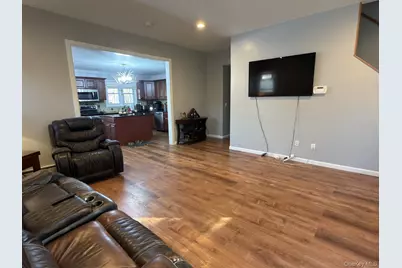 71 Crescent Street, Yaphank, NY 11980 - Photo 3