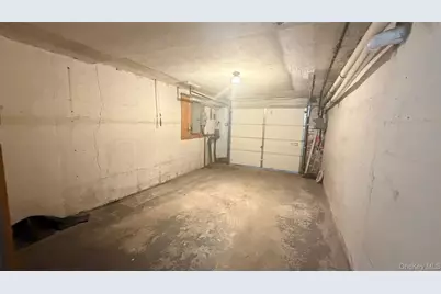 9904 74th Avenue, Forest Hills, NY 11375 - Photo 23