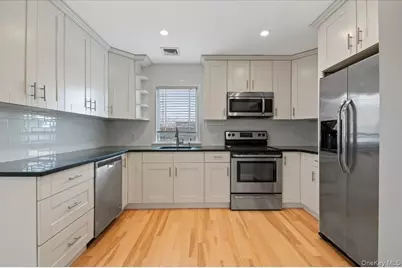 769 Fulton Street, Farmingdale, NY 11735 - Photo 7