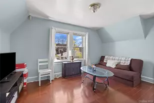 154 E Dean St, Freeport, NY 11520 - Photo 13