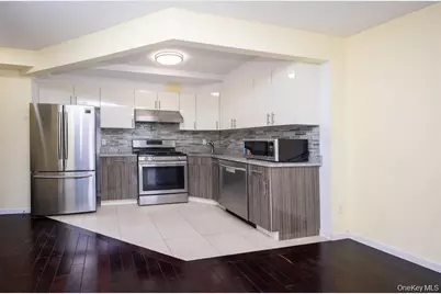 138-12 Northern Boulevard #7F, Flushing, NY 11354 - Photo 3