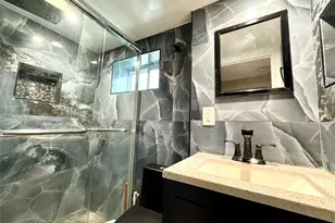 88-30 215th Pl, Queens Village, NY 11427 - Photo 23