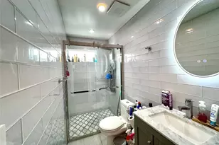 88-30 215th Pl, Queens Village, NY 11427 - Photo 15