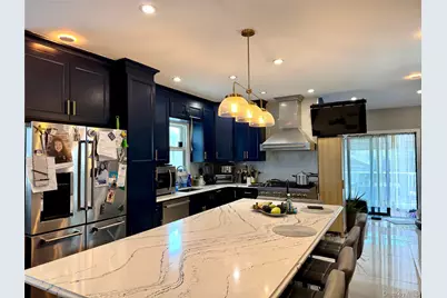 88-30 215th Place, Queens Village, NY 11427 - Photo 5