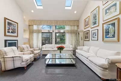 30 Yale Drive, Manhasset, NY 11030 - Photo 13