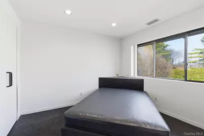 30 Yale Drive, Manhasset, NY 11030 - Photo 33