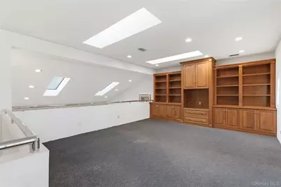 30 Yale Drive, Manhasset, NY 11030 - Photo 31