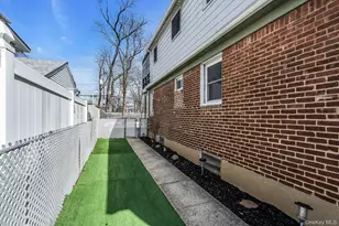 30 Norfolk Dr E, Elmont, NY 11003 - Photo 15