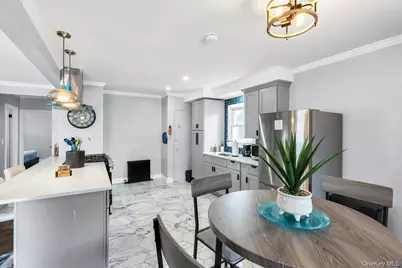 30 Norfolk Drive E, Elmont, NY 11003 - Photo 5