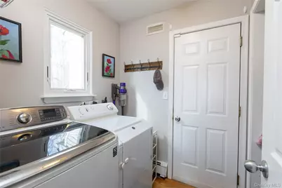 503 Weeks Avenue, Manorville, NY 11949 - Photo 3