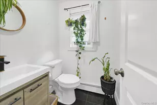 18 Maple Ave, Garnerville, NY 10923 - Photo 13