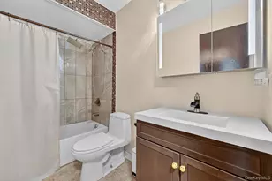 22 Cambridge Cir, Monroe, NY 10950 - Photo 19