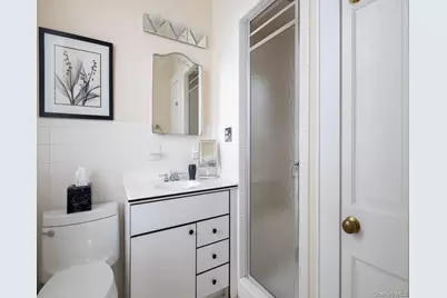 16 Point Road, Bellport, NY 11713 - Photo 27