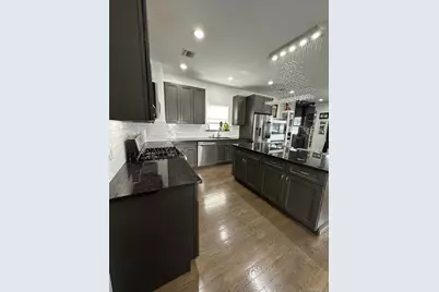 599 Park Avenue, West Hempstead, NY 11552 - Photo 9