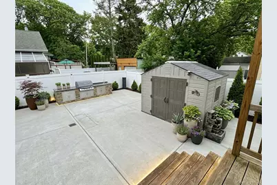 599 Park Avenue, West Hempstead, NY 11552 - Photo 33