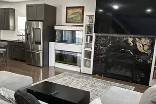 599 Park Ave, West Hempstead, NY 11552 - Photo 5