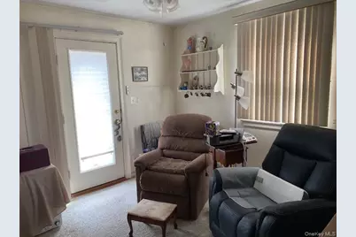 264-15 Langston Avenue #E-2, Glen Oaks, NY 11004 - Photo 7