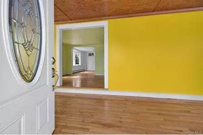 87 8th Avenue, Huntington Station, NY 11746 - Photo 3