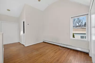 87 8th Avenue, Huntington Station, NY 11746 - Photo 21