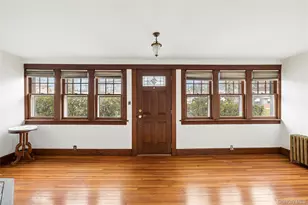 74 Valentine Ave, Glen Cove, NY 11542 - Photo 5