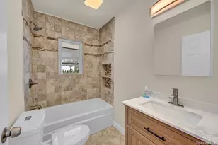 37 Oklahoma Ave, Bay Shore, NY 11706 - Photo 7