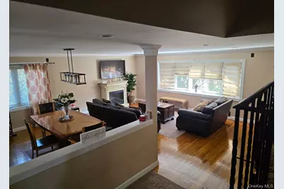 838 Pepperidge Road, Westbury, NY 11590 - Photo 3