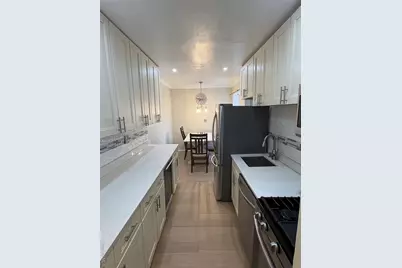 305 Sixth Avenue #2 F, Pelham, NY 10583 - Photo 3