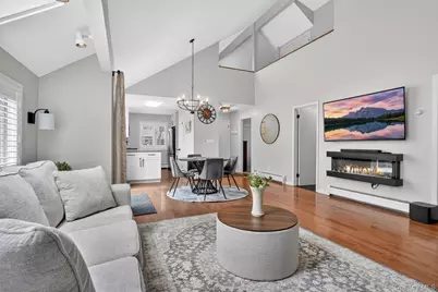 51 Hickory Hill Lane, Tappan, NY 10983 - Photo 3