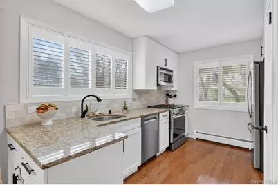 51 Hickory Hill Lane, Tappan, NY 10983 - Photo 5
