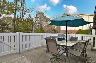 271 Birchwood Rd, Medford, NY 11763 - Photo 19