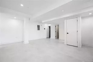 315 W Broadway, Long Beach, NY 11561 - Photo 15