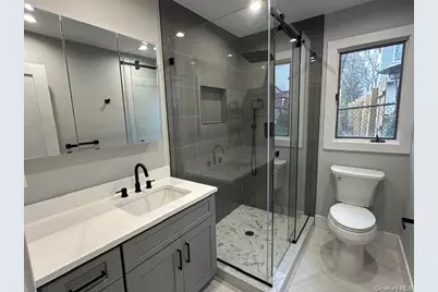 5 Linwood Road N #1st Fl, Port Washington, NY 11050 - Photo 7