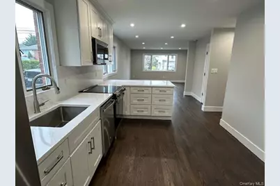 5 Linwood Road N #1st Fl, Port Washington, NY 11050 - Photo 3