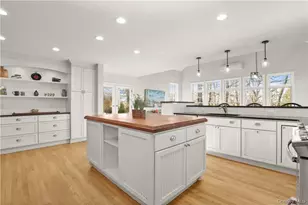 152 Forest Dr, Mount Kisco, NY 10549 - Photo 9