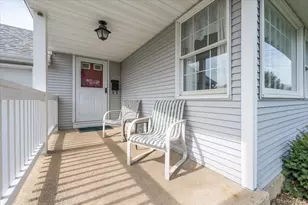 145 Raleigh Ln, West Islip, NY 11795 - Photo 3