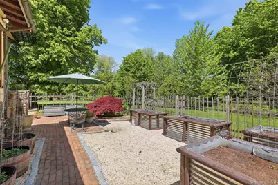 8 Elmer Galloway Road, Katonah, NY 10536 - Photo 41