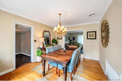 990 Thomas Avenue, Baldwin, NY 11510 - Photo 9