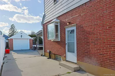 72 Spruce Street, West Hempstead, NY 11552 - Photo 35