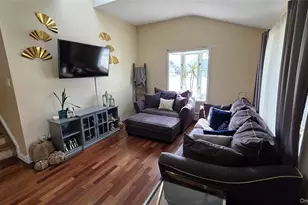 8 Lion Ln, North Babylon, NY 11703 - Photo 3