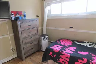 8 Lion Ln, North Babylon, NY 11703 - Photo 13